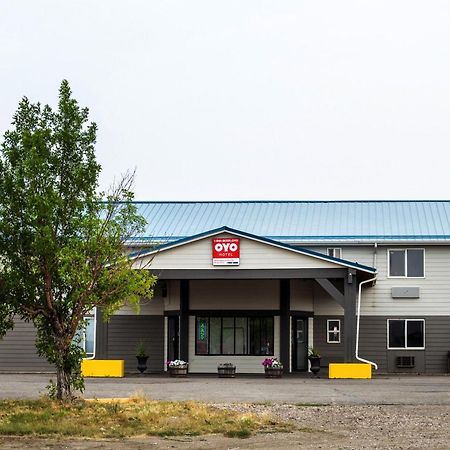 Oyo Hotel Shelby Mt Hwy 2 & I-15 Exteriér fotografie