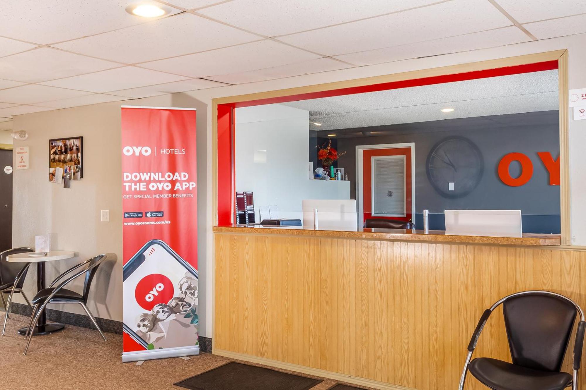 Oyo Hotel Shelby Mt Hwy 2 & I-15 Exteriér fotografie