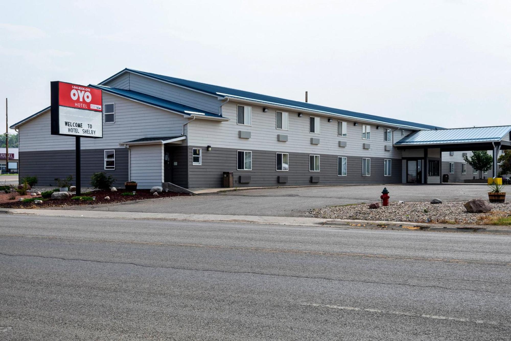 Oyo Hotel Shelby Mt Hwy 2 & I-15 Exteriér fotografie